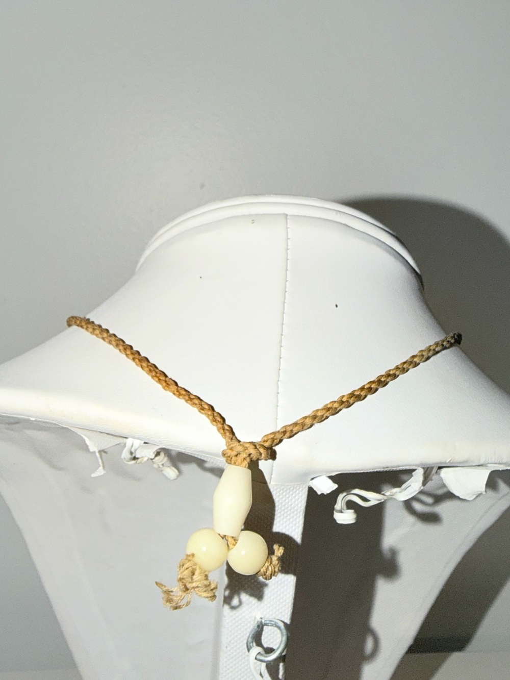 Huge Shell Rope Necklace - Picture 5 of 10